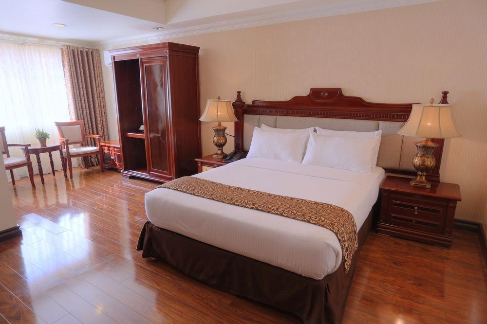 Villa Caceres Hotel Naga (Camarines Sur) Exterior foto