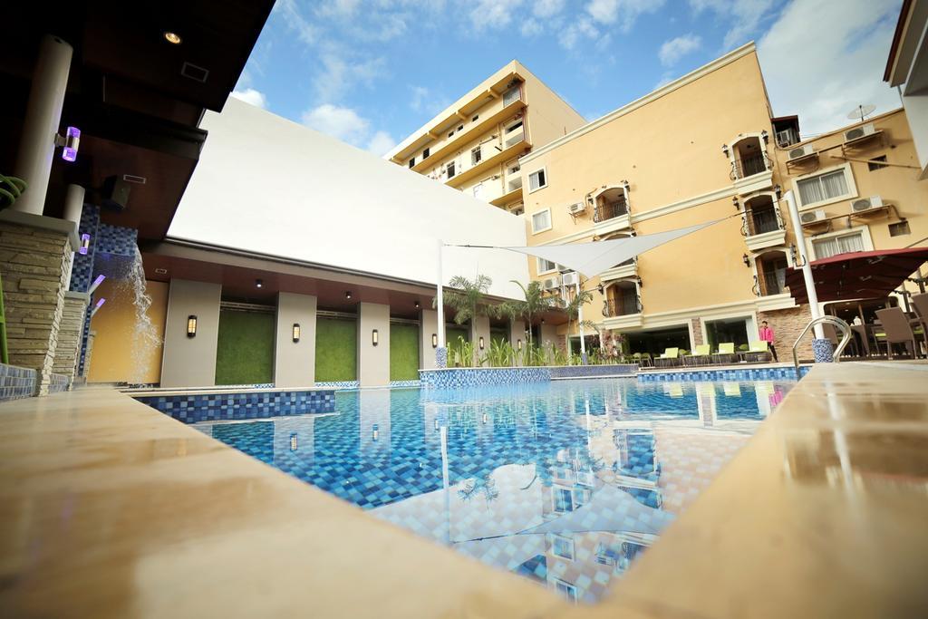 Villa Caceres Hotel Naga (Camarines Sur) Exterior foto